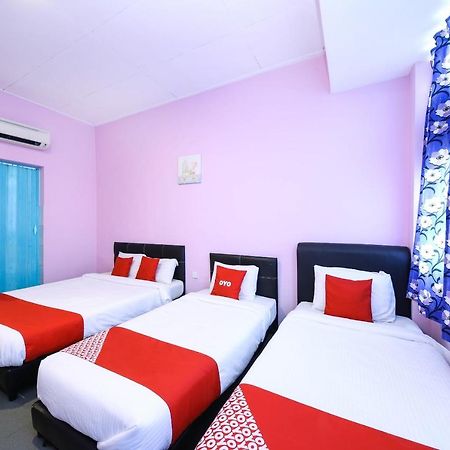 Oyo 1125 Ir Inn Hotel Skudai Kültér fotó
