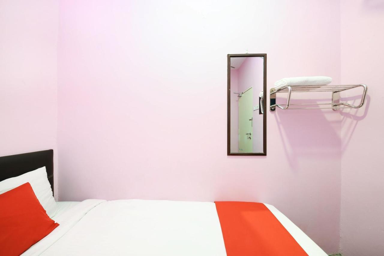 Oyo 1125 Ir Inn Hotel Skudai Kültér fotó