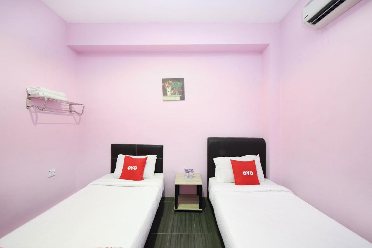 Oyo 1125 Ir Inn Hotel Skudai Kültér fotó