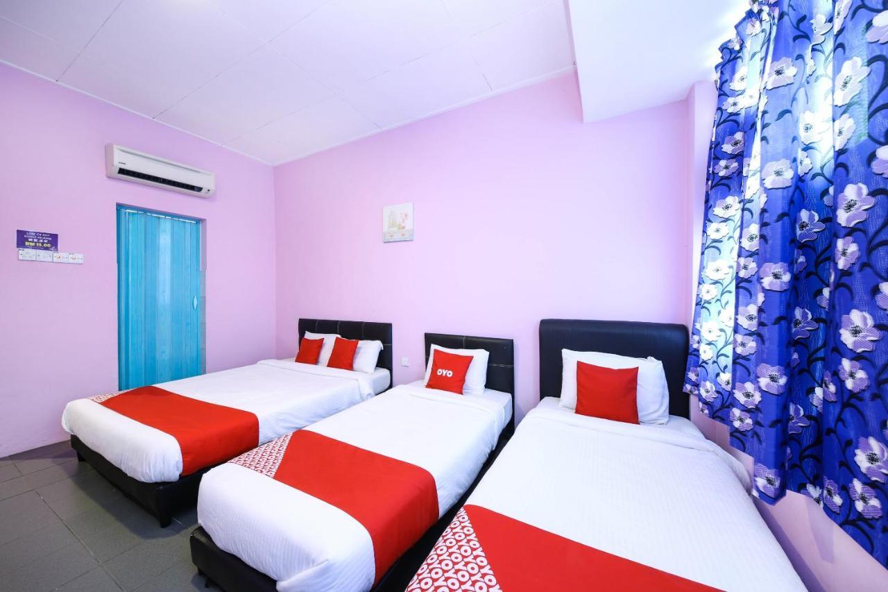 Oyo 1125 Ir Inn Hotel Skudai Kültér fotó