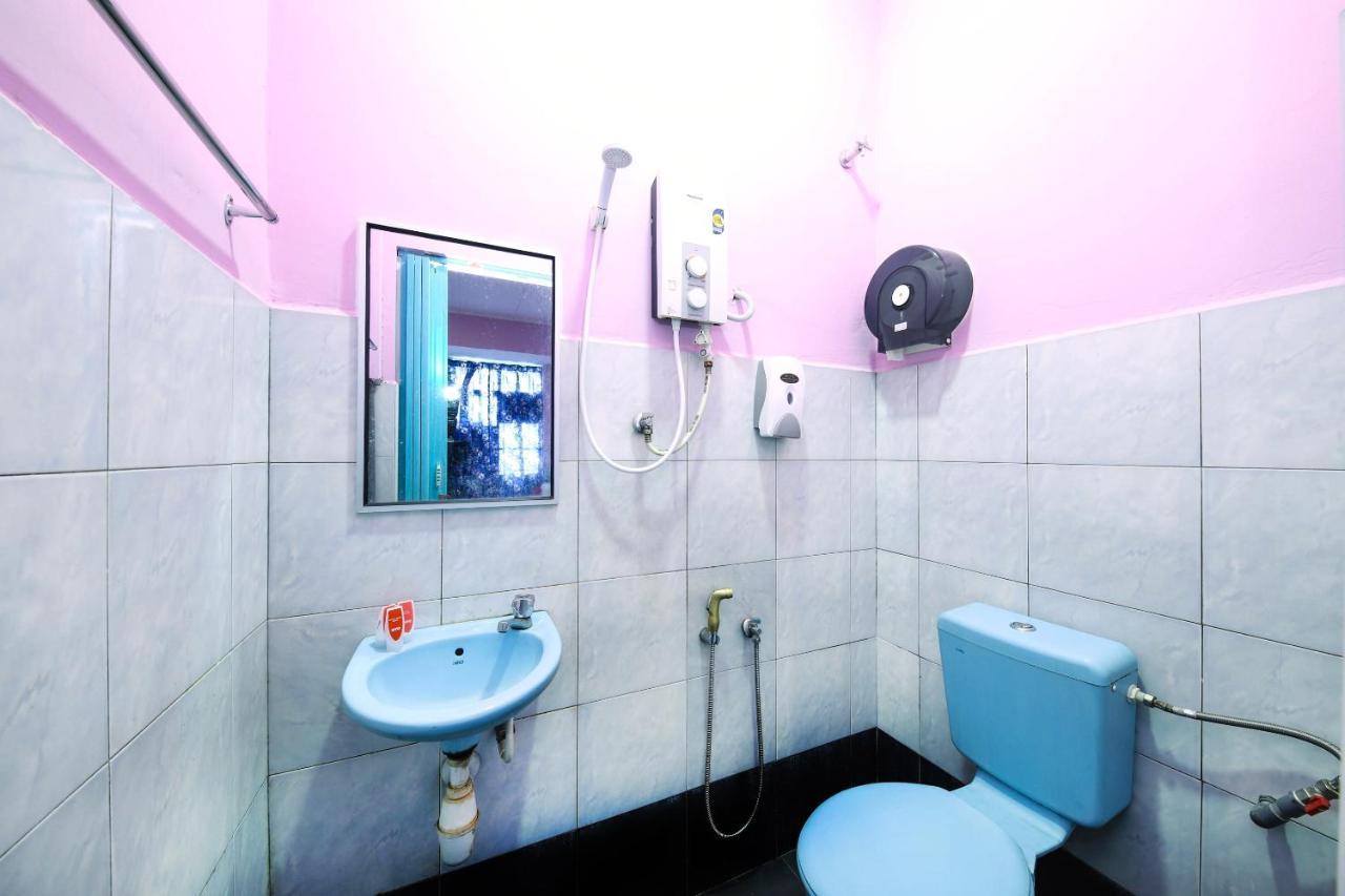 Oyo 1125 Ir Inn Hotel Skudai Kültér fotó