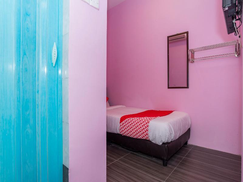 Oyo 1125 Ir Inn Hotel Skudai Kültér fotó