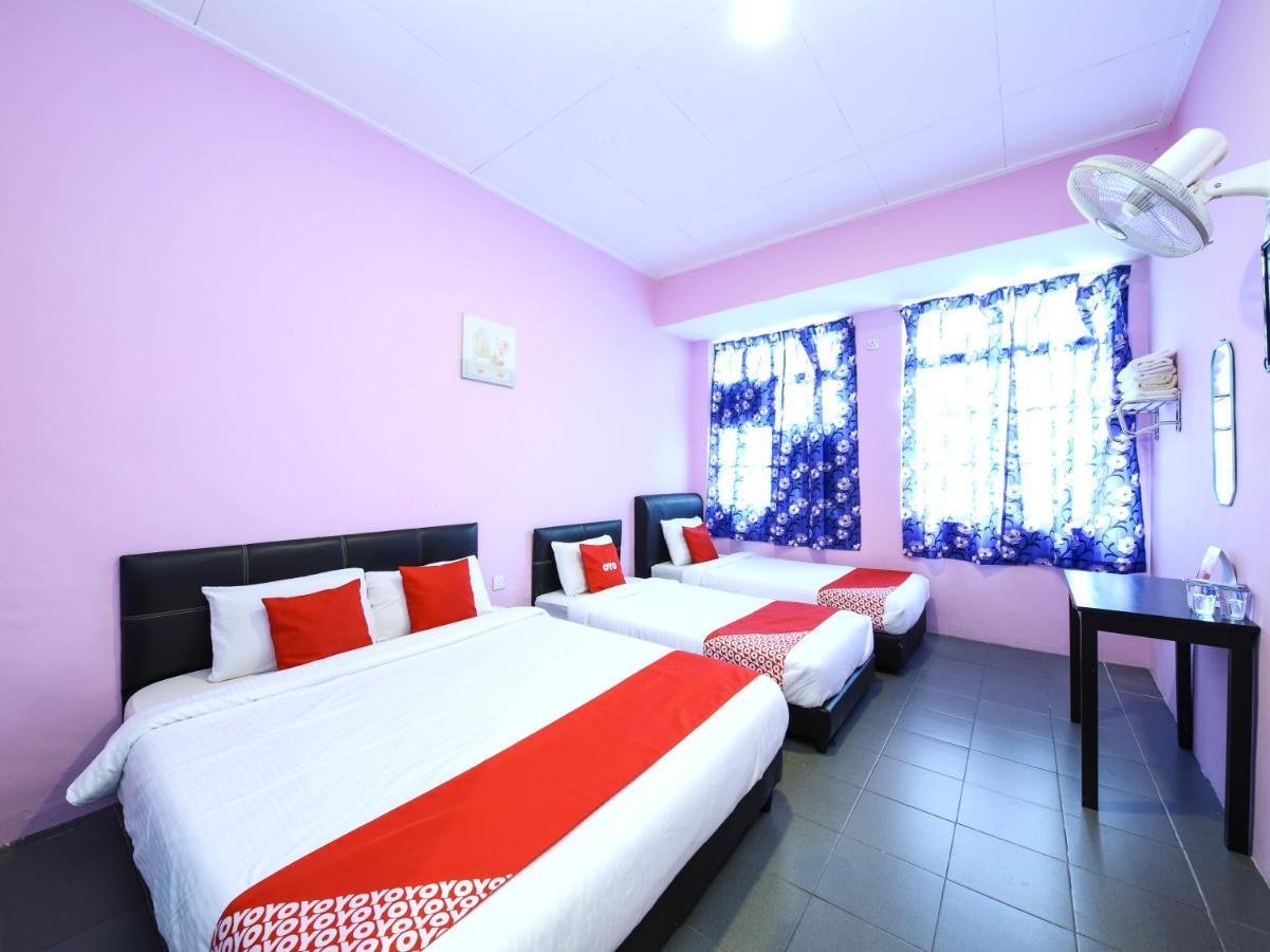 Oyo 1125 Ir Inn Hotel Skudai Kültér fotó