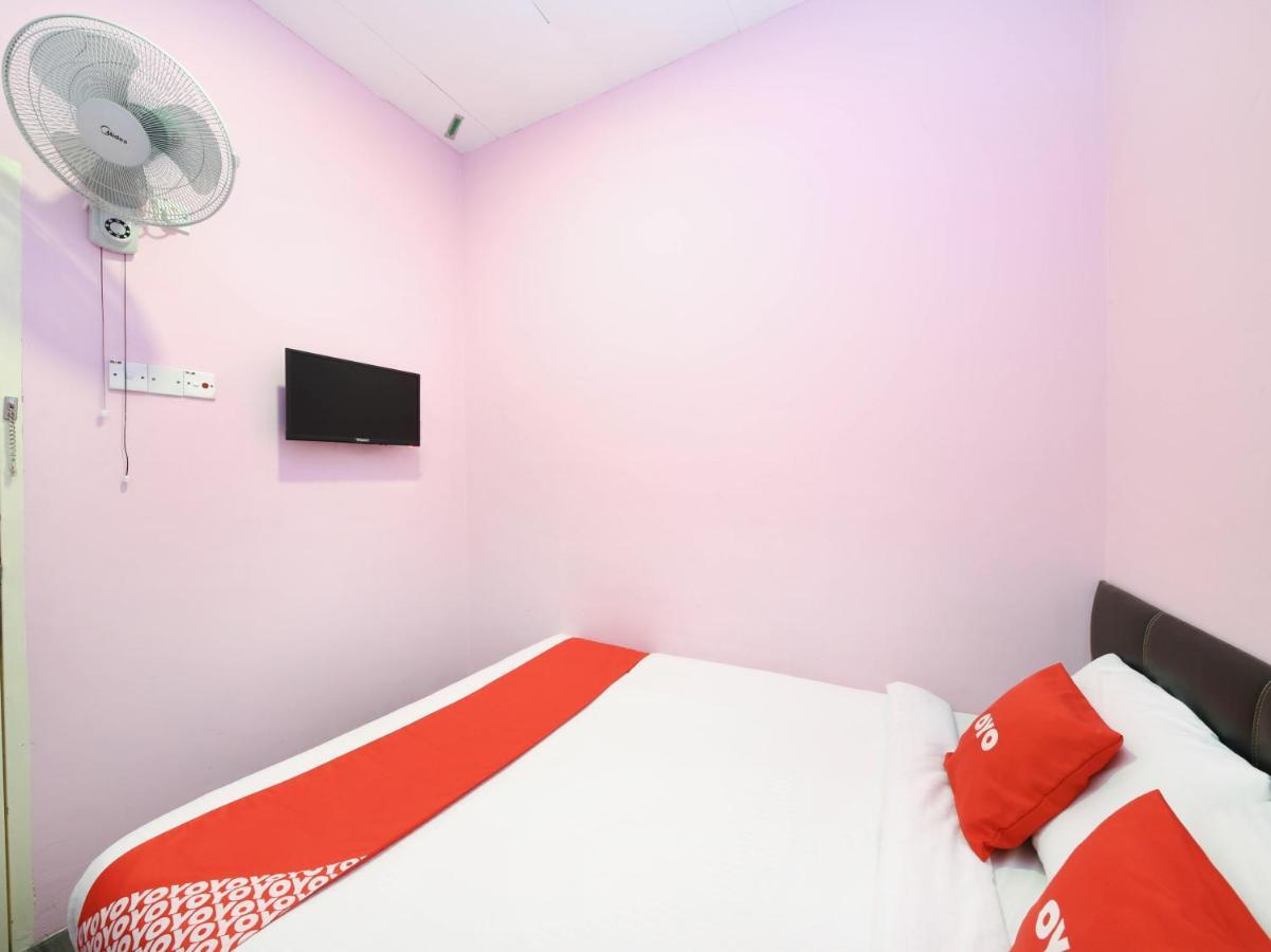 Oyo 1125 Ir Inn Hotel Skudai Kültér fotó